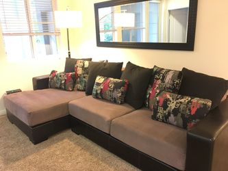 Trendy Gray And Black Sectional Sofa 