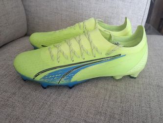 Puma Ultra Ultimate soccer Cleats 