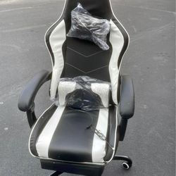 Brand New Massage Recliner Gaming Chair