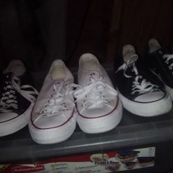 Mens Size 11 Converse 
