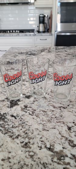 COORS LIGHT DRINKING GLASSES