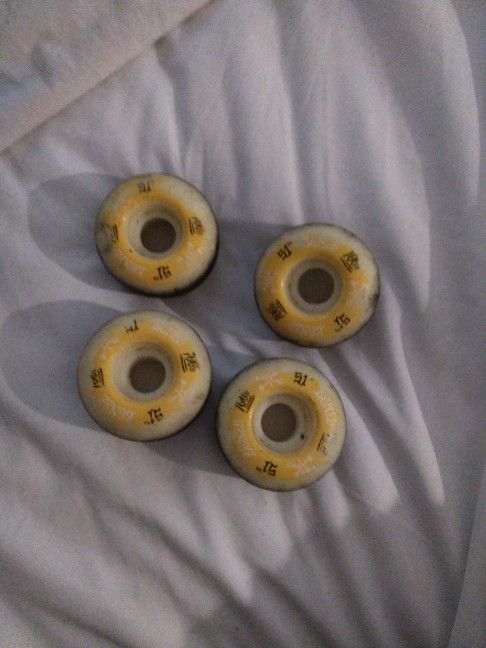 Wheels Skateboard 100s Bones 