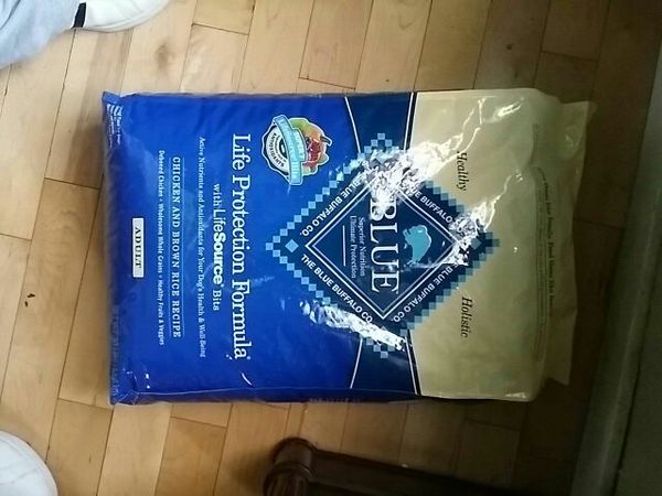 30 Lb Bag Of Blue Buffalo Life Protection Dog Food For In St Louis Mo Offerup