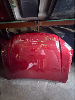 2024-25 Toyota Camry hybrid hood