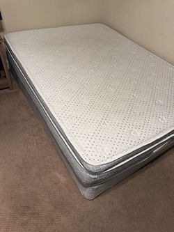 Queen Pillow Top Mattress and Box Spring