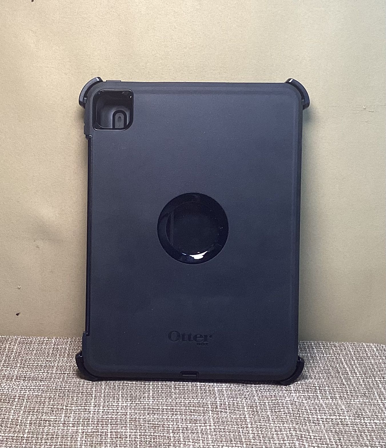 OtterBox Defender Series Case for iPad Pro inch (5th, 4th