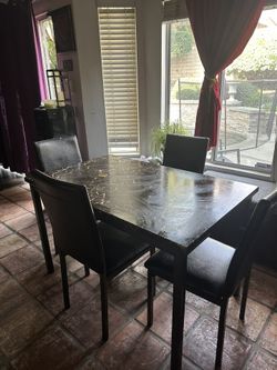 Dining Room Table With Chairs 