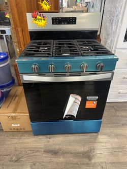 Beautiful Gas Stoves Take One Home In Payments Please Read Description