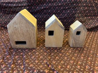 Wooden nesting houses