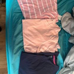 3x T Shirts