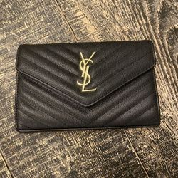 Black Clutch