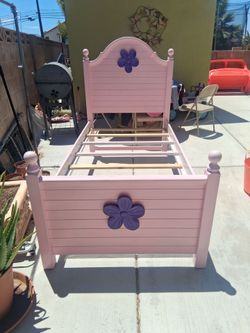 Single bed