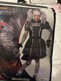 Halloween girl customs