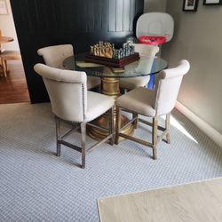 Table & 4 chairs