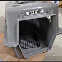 Petmate Sky Kennel Pet Carrier, 21 Inch