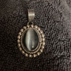 Charm Cat Eye 9.25 Sterling Silver