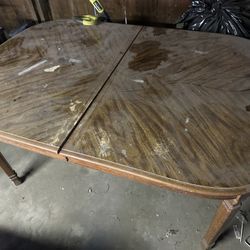 Dinning Room Table And 2 Chairs