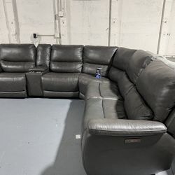 Wylder Leather Power Reclining Sectional with Power Headrests 