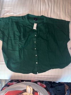 GAP blouse