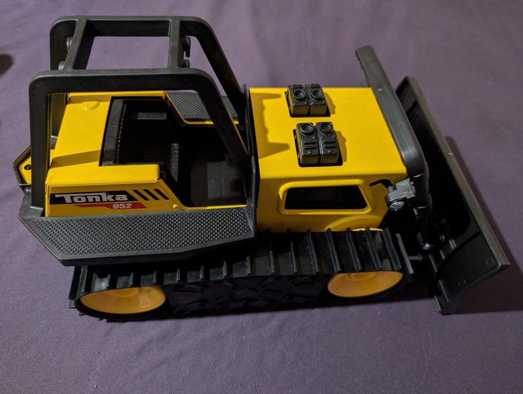 Tonka Bulldozer New