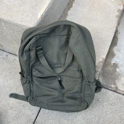BACKPACK 