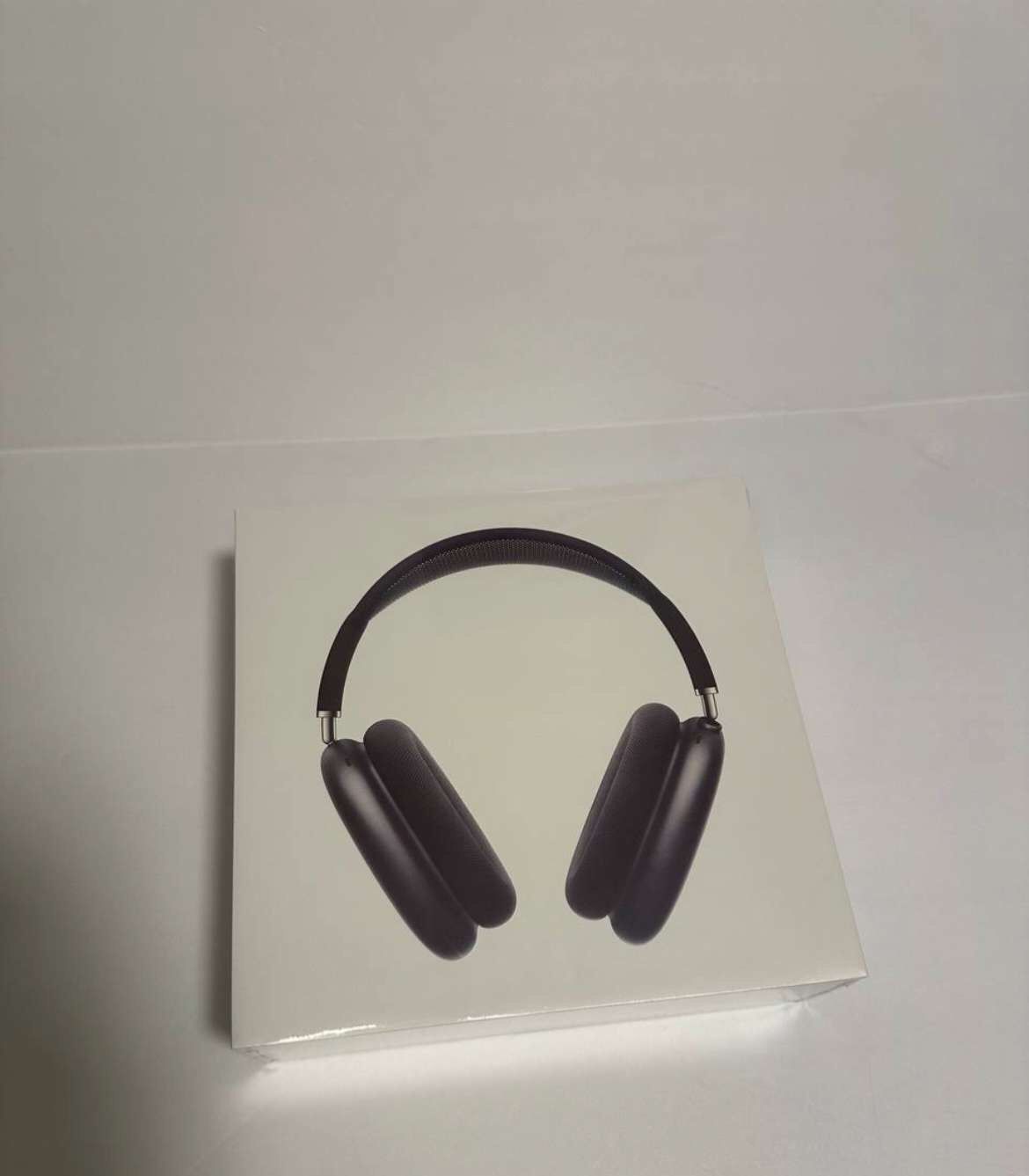 AirPod Max First Gen
