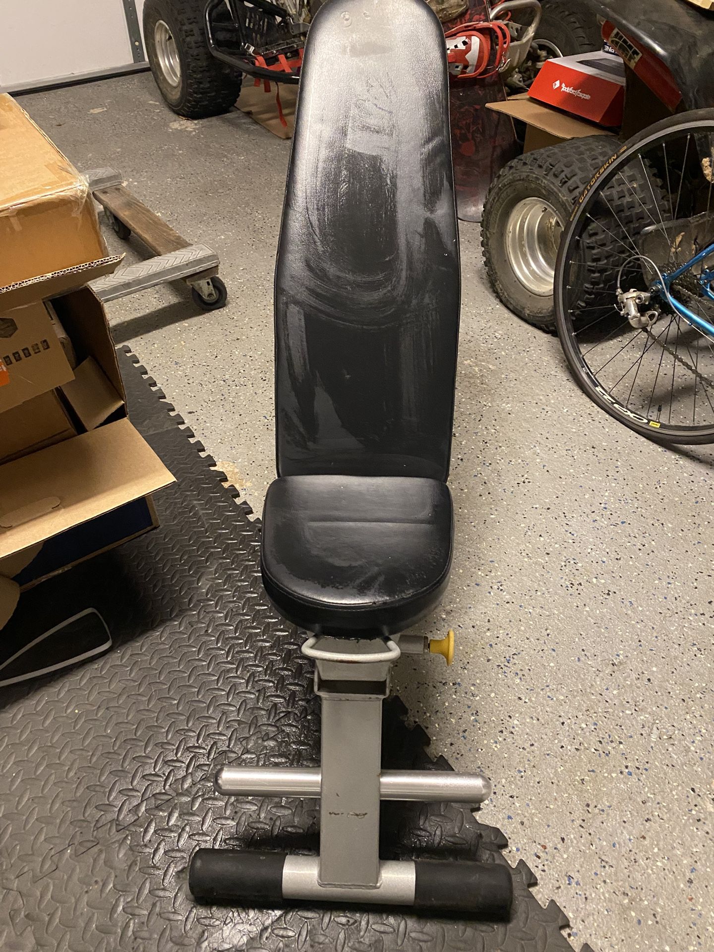 . Hoist adjustable weight bench. 