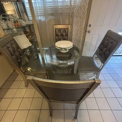 Moving Sale Living Room Set With tables ,Dining Room ,Sectional 