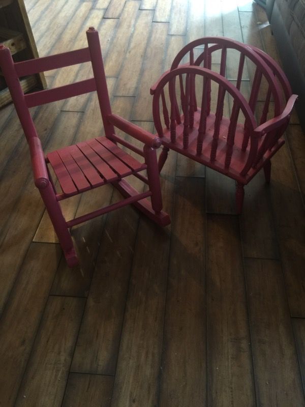 Rocker & Magazine Stand