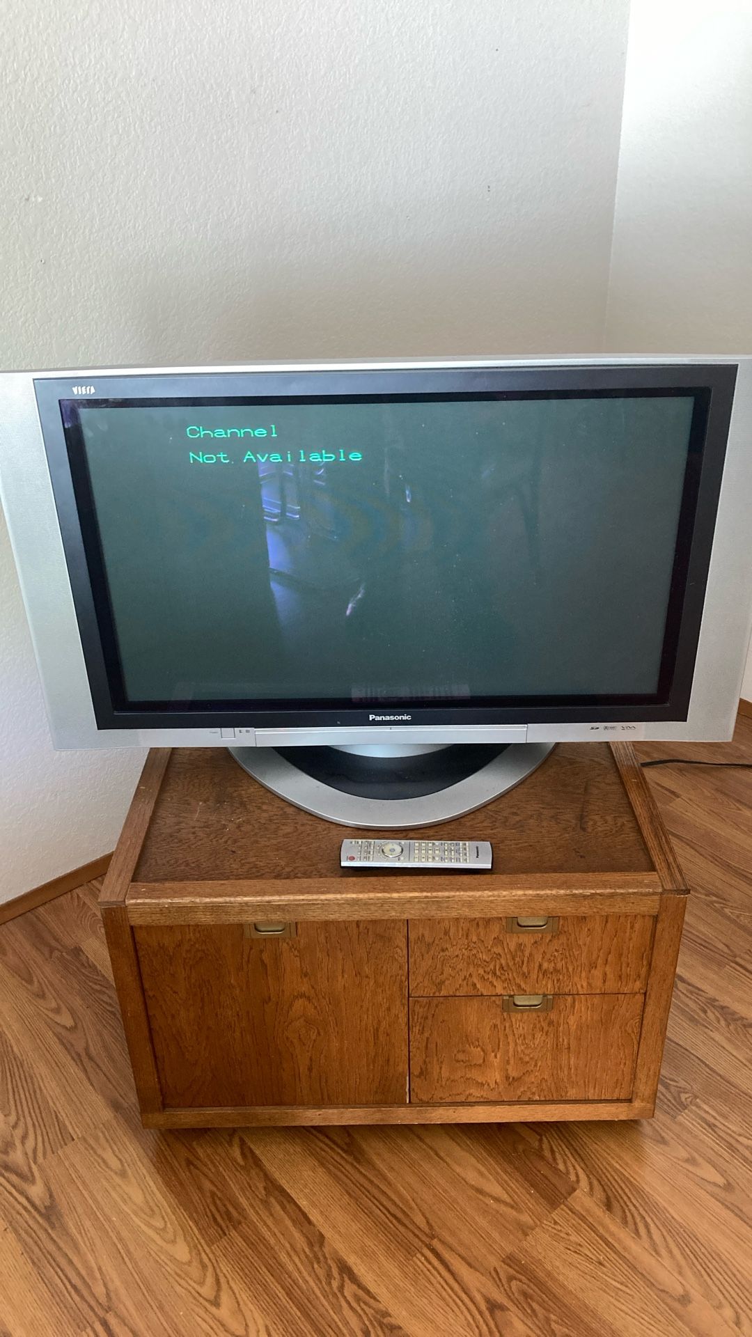 Panasonic Tv 37” Plasma