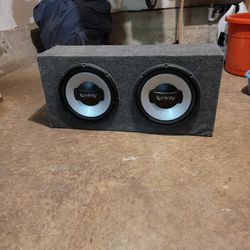 12 Inch Infinity Subwoofers And 1000 Watt Kenwood Amp