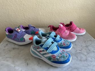 Girls Shoes Size 9/9.5 Disney Adidas