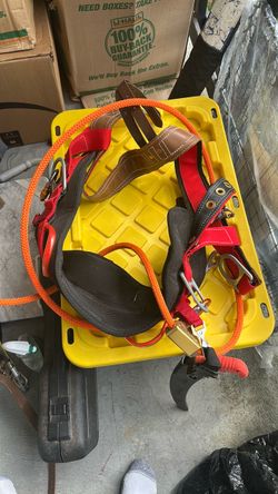 Tree climbing gear light use