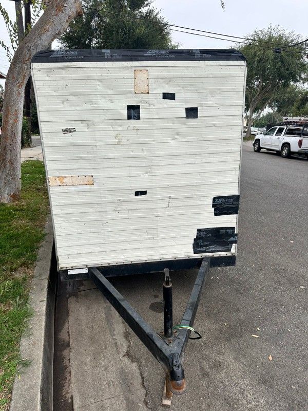 Trailer Cargo