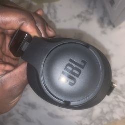 JBL Tune headphones 