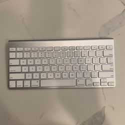 Apple Magic Keyboard Wireless 