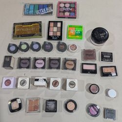 Eyeshadows 