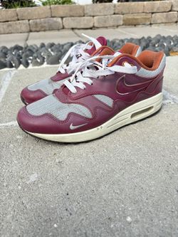Size 8.5 Nike Max 1 Patta Waves Rush Maroon