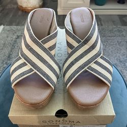 Woman’s Sonoma Life Style Wedge Sandals Size 10