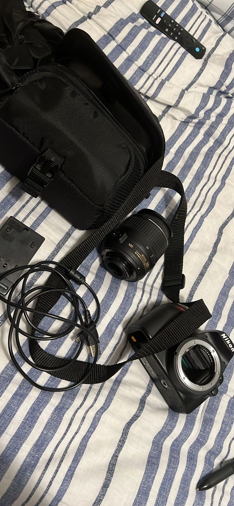 NIKON