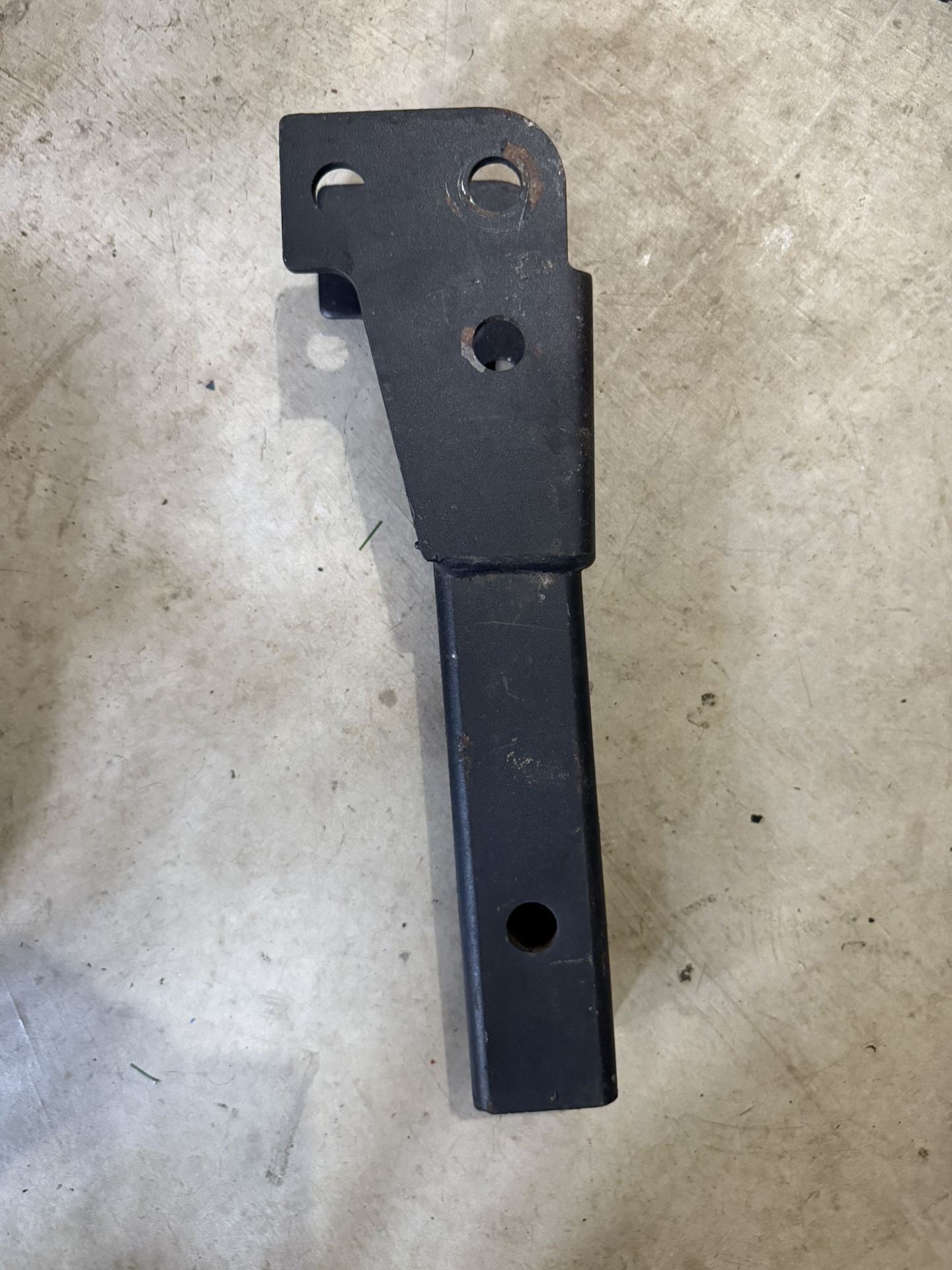 Heavy-Duty Trailer Hitch Mount Bracket
