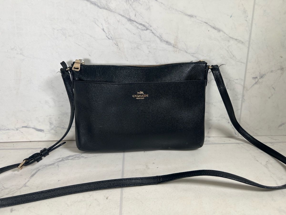Coach Black Leather Crossbody Handbag (A1G007622)