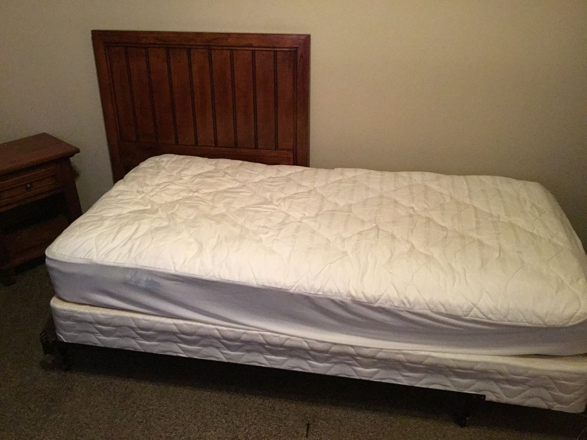 Twin Size Bed With Mattress