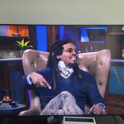 58" class tu7000 crystal uhd 4k smart samsung tv