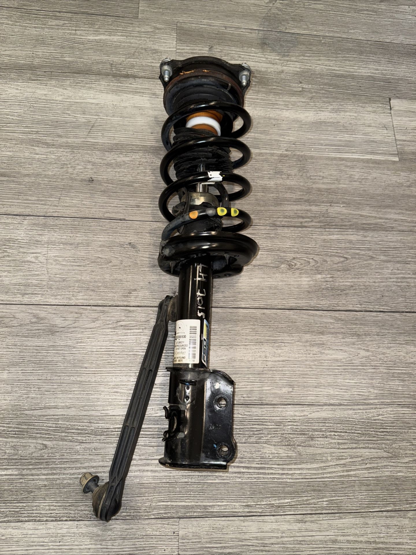 JEEP RENEGADE FRONT LEFT SIDE SHOCK STRUT ABSORBER & COIL SPRING OEM 2015 - 2023