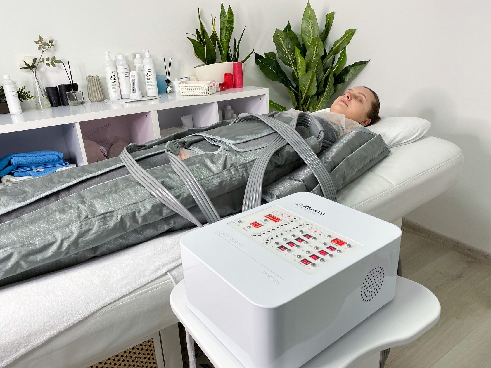Zemits Sisley 2. 0 Lymphatic Drainage Pressotherapy Machine