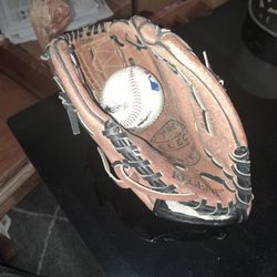 Leather Baseball Glove