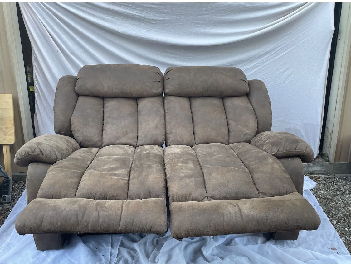 Best Recliner Couch