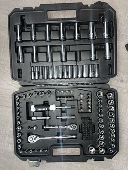 140 Piece Set