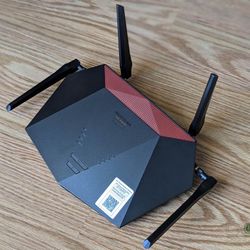 NIGHTHAWK PRO GAMING 